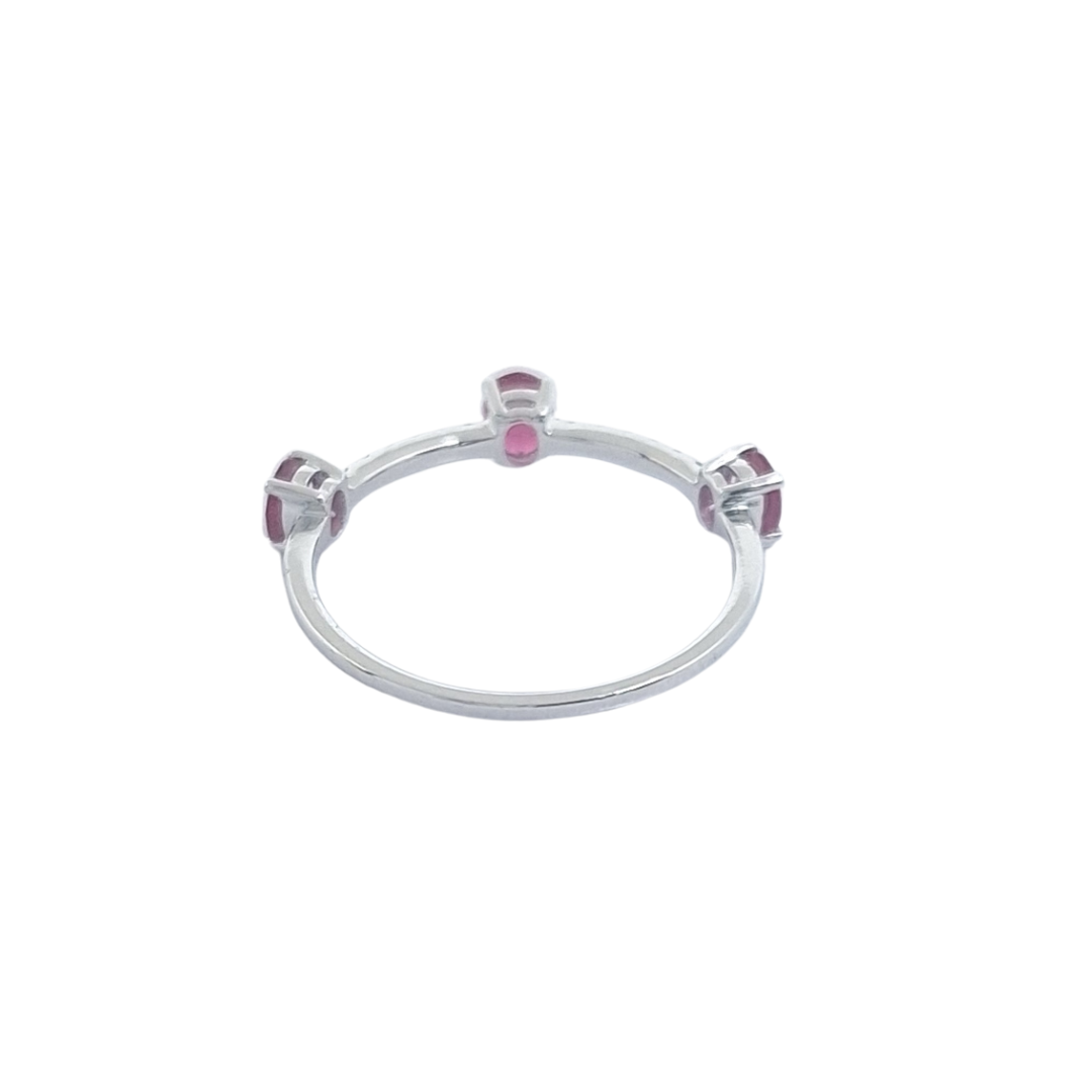 18ct White Gold Ruby & Diamond Ring