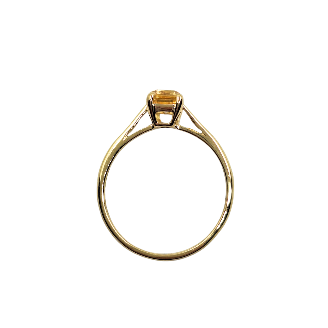 18ct Yellow Gold Citrine Solitaire Ring