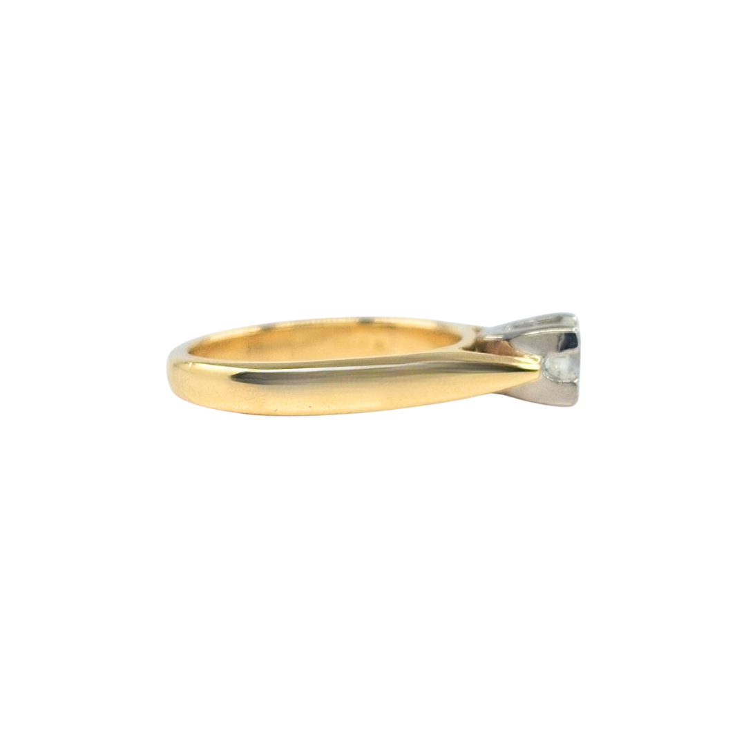18ct Yellow Gold Diamond Solitaire Ring