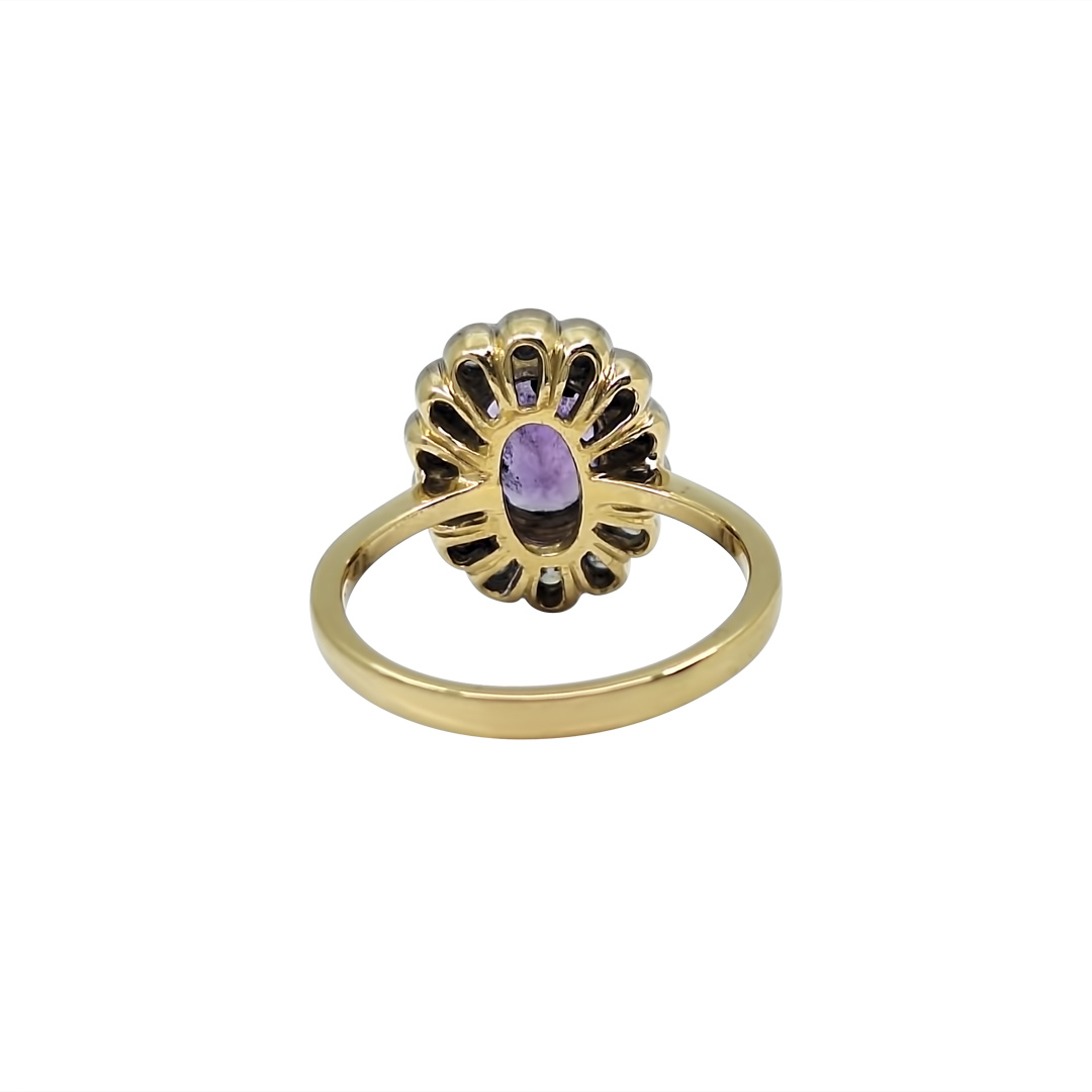 18ct Yellow Gold Amethyst & Diamond Ring