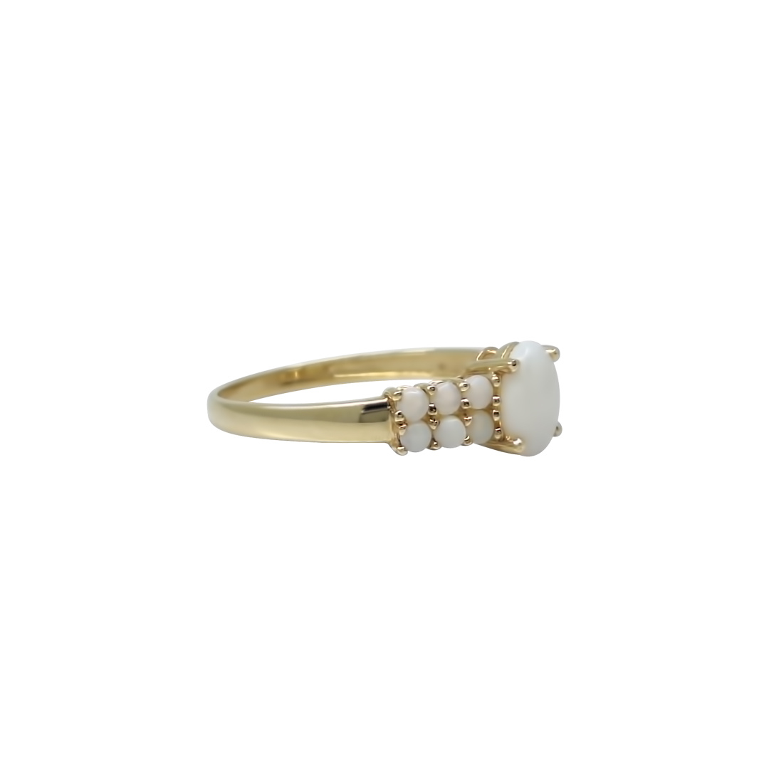 9ct Yellow Gold Opal Ring