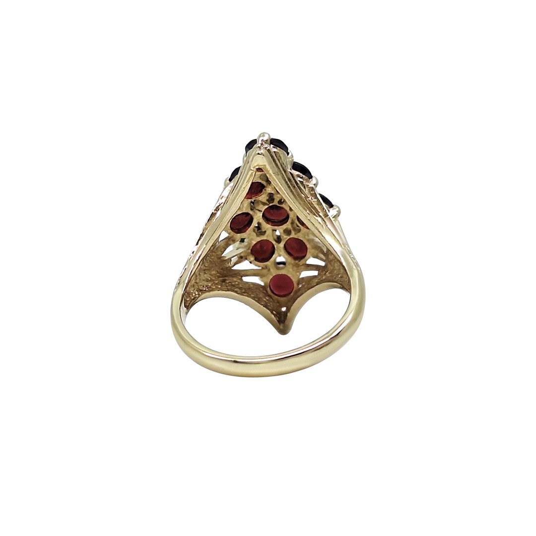 9ct Yellow Gold Garnet Cluster Ring