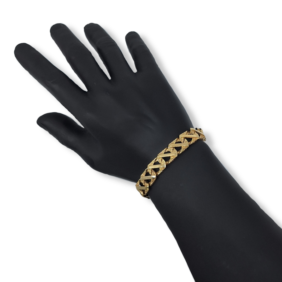 9ct yellow Gold Chaps Style Bracelet 8"