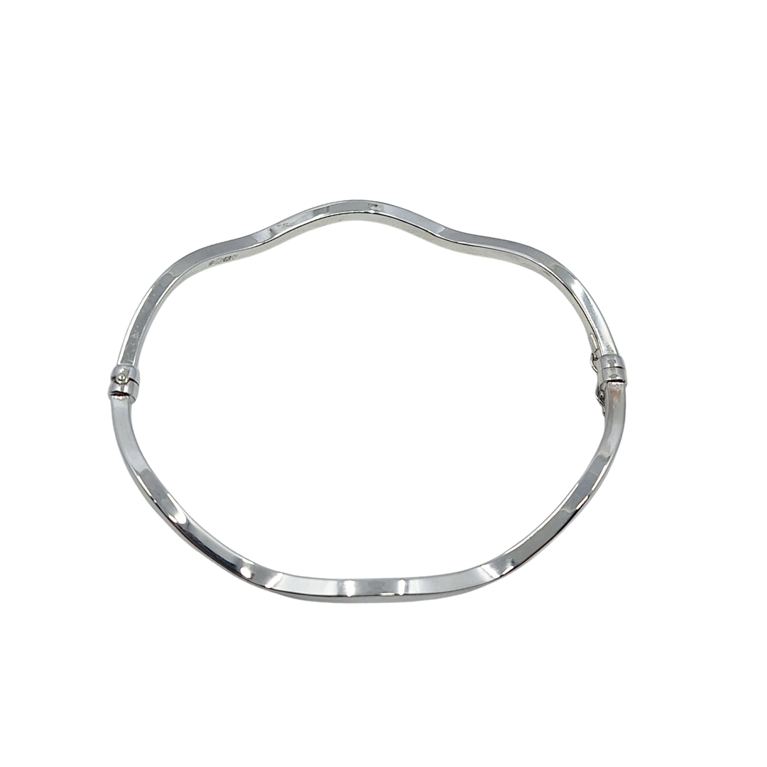 9ct White Gold Hollow Wave Bangle