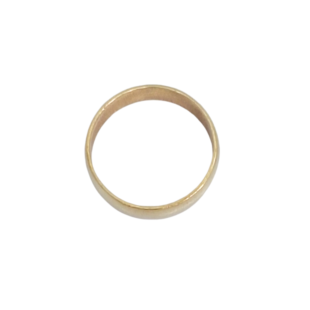 9ct Yellow Gold Court Wedding Band 5mm