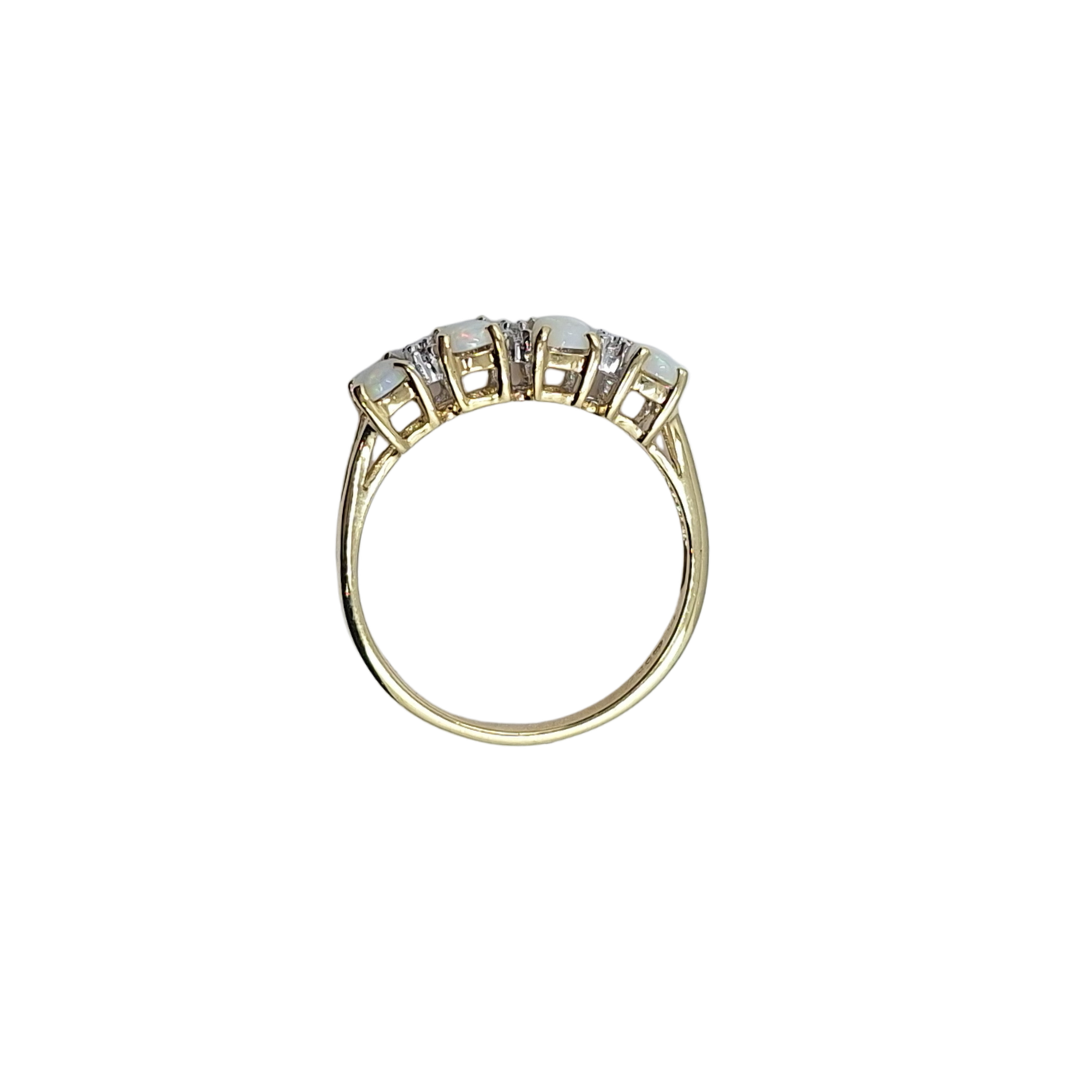 9ct Yellow Gold Opal Ring