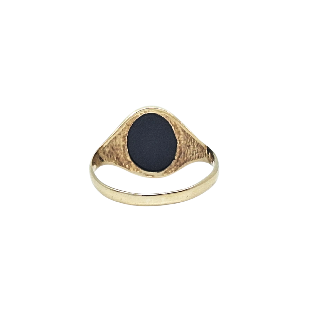 9ct Yellow Gold Onyx Ring