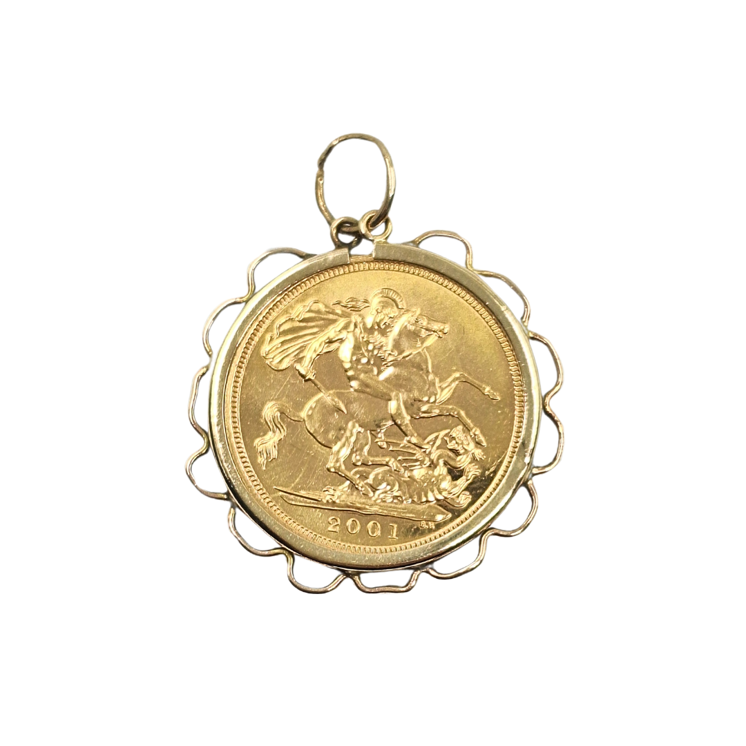 9ct/22ct Yellow Gold Full Sovereign Pendant 2001