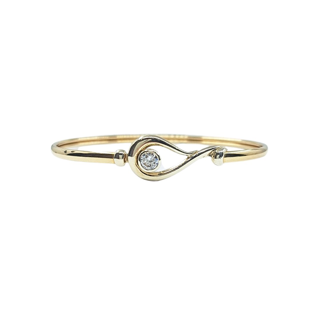 9ct Yellow Gold Cubic Zirconia Hook Bangle