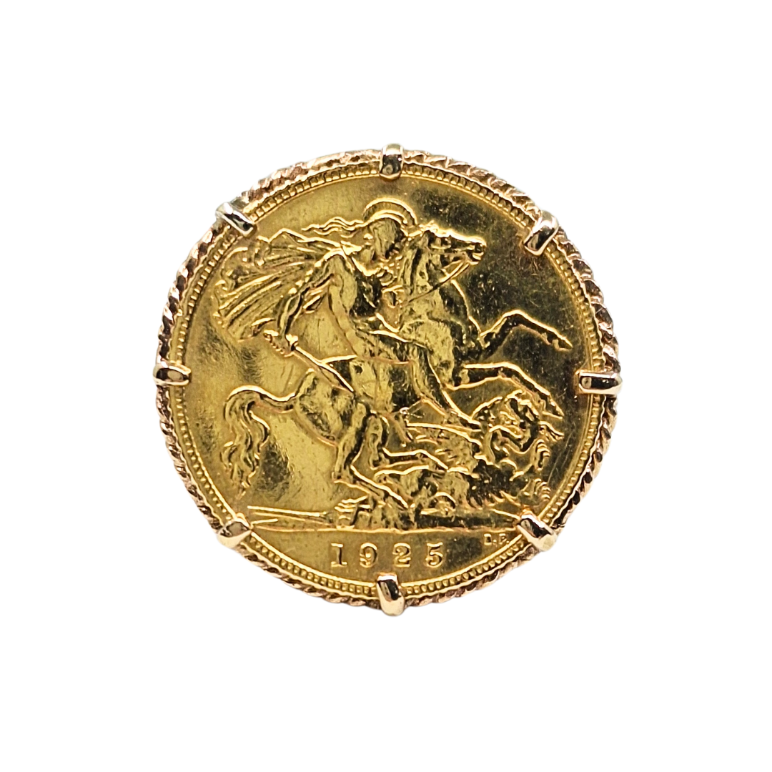 9ct/22ct Yellow Gold Half Sovereign Ring 1925