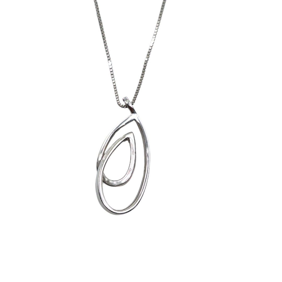 18ct White Gold Swirl Pendant & Chain