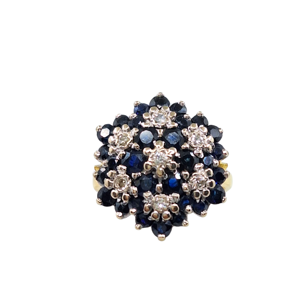 18ct Yellow Gold Sapphire & Diamond Cluster Ring