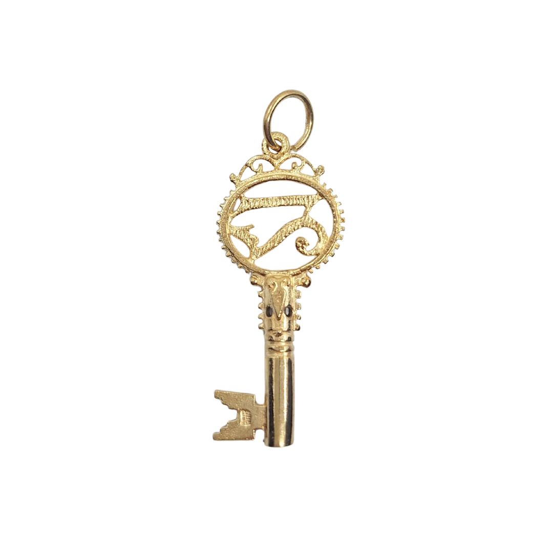 9ct Yellow Gold 21 Key Pendant
