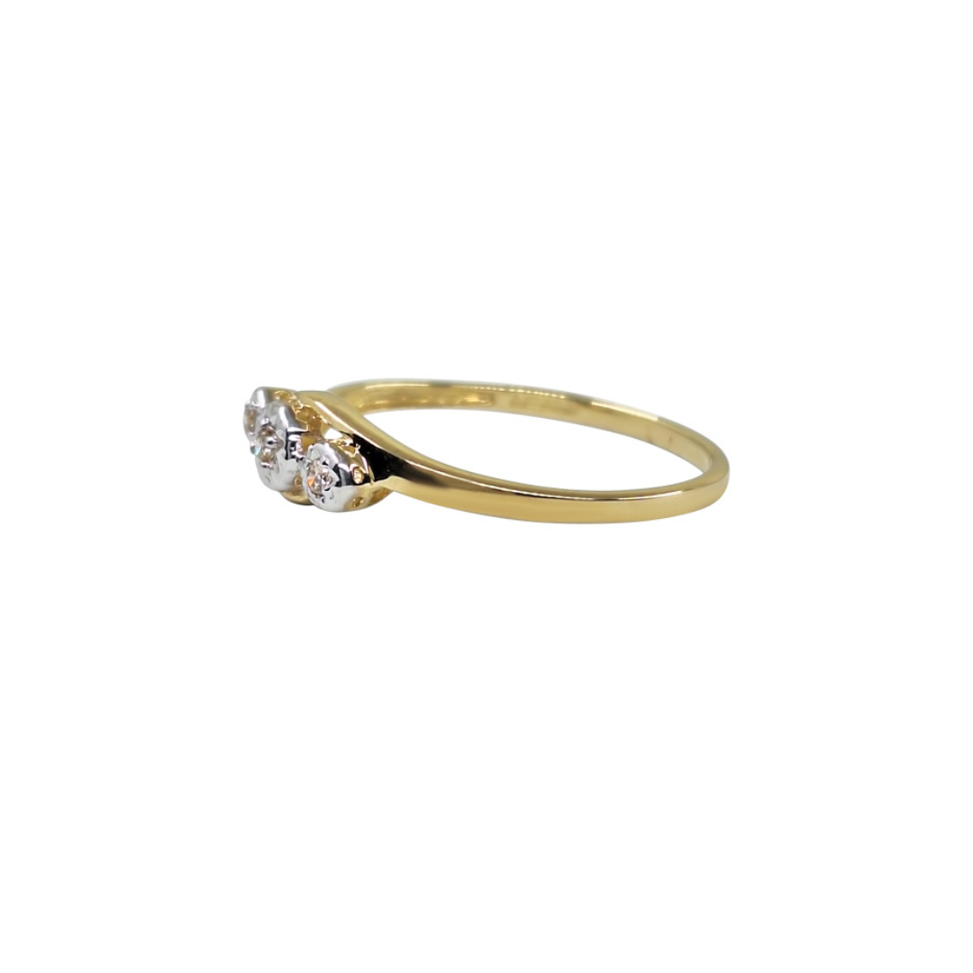 9ct Yellow Gold Diamond 3 Stone Ring