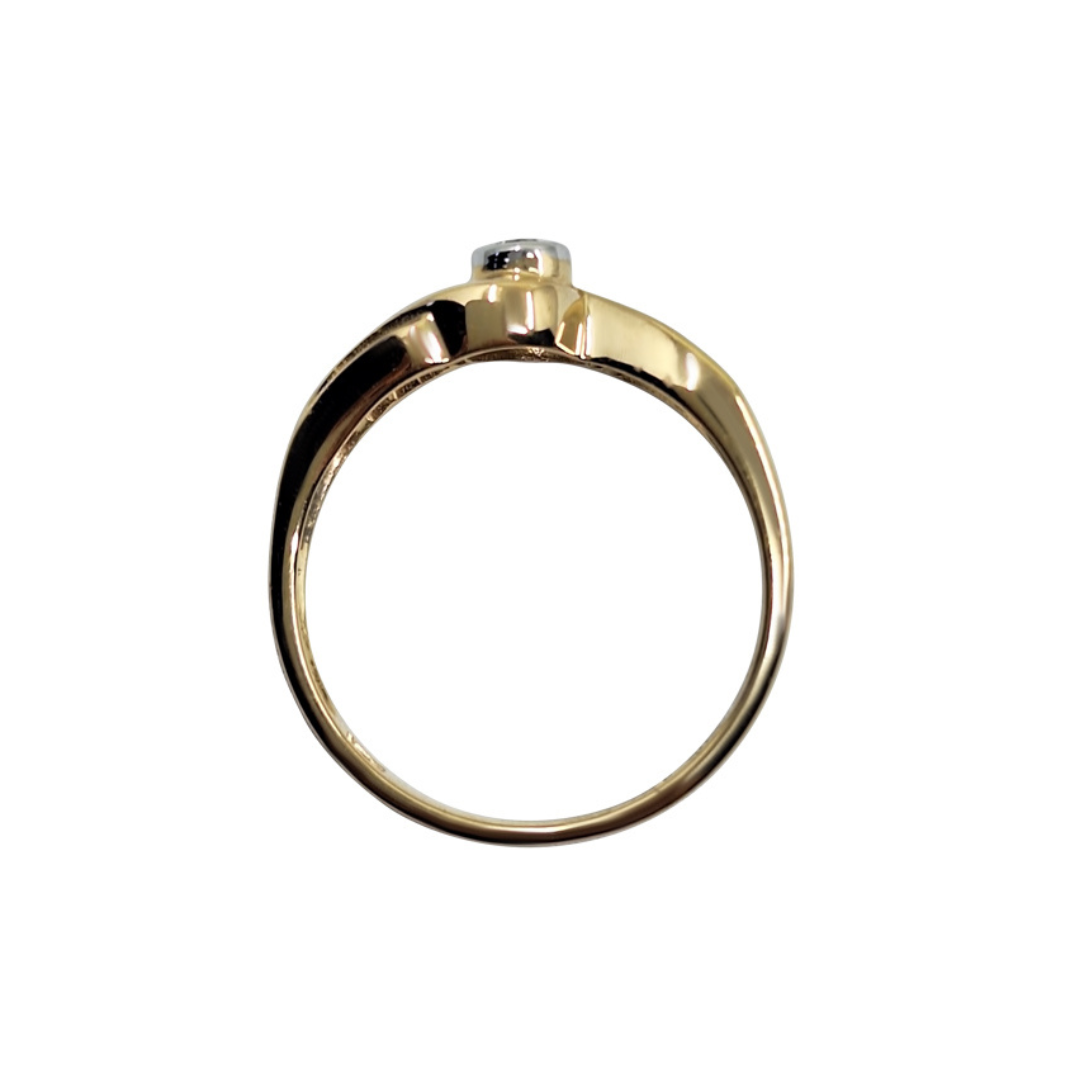 9ct Yellow Gold Diamond Twist Ring 0.15ct