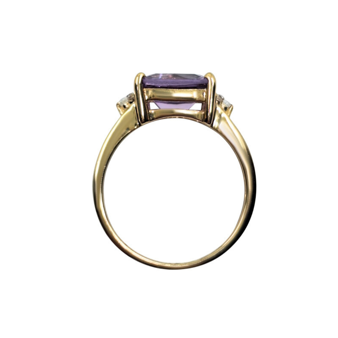 9ct Yellow Gold Rectangle Amethyst Ring