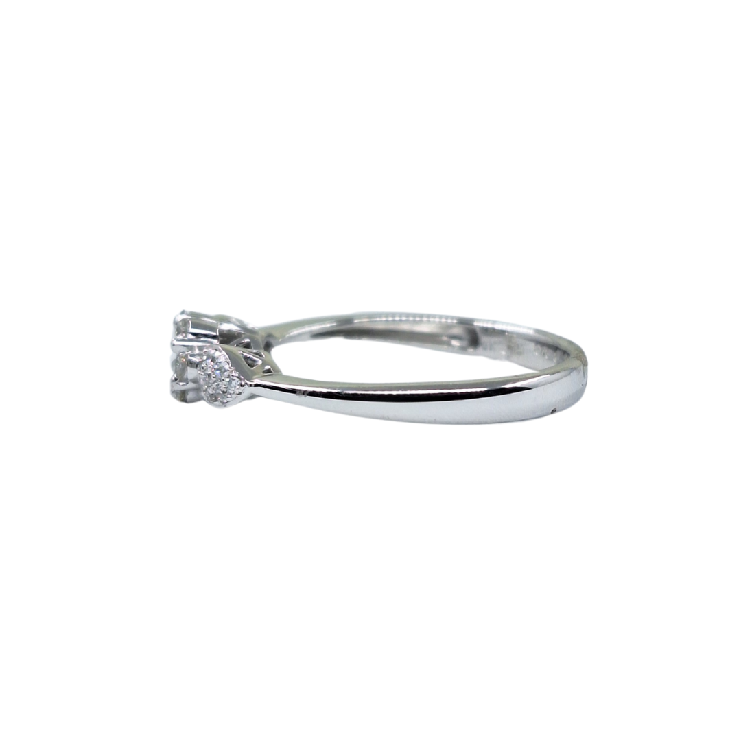 9ct White Gold Diamond Cluster Ring