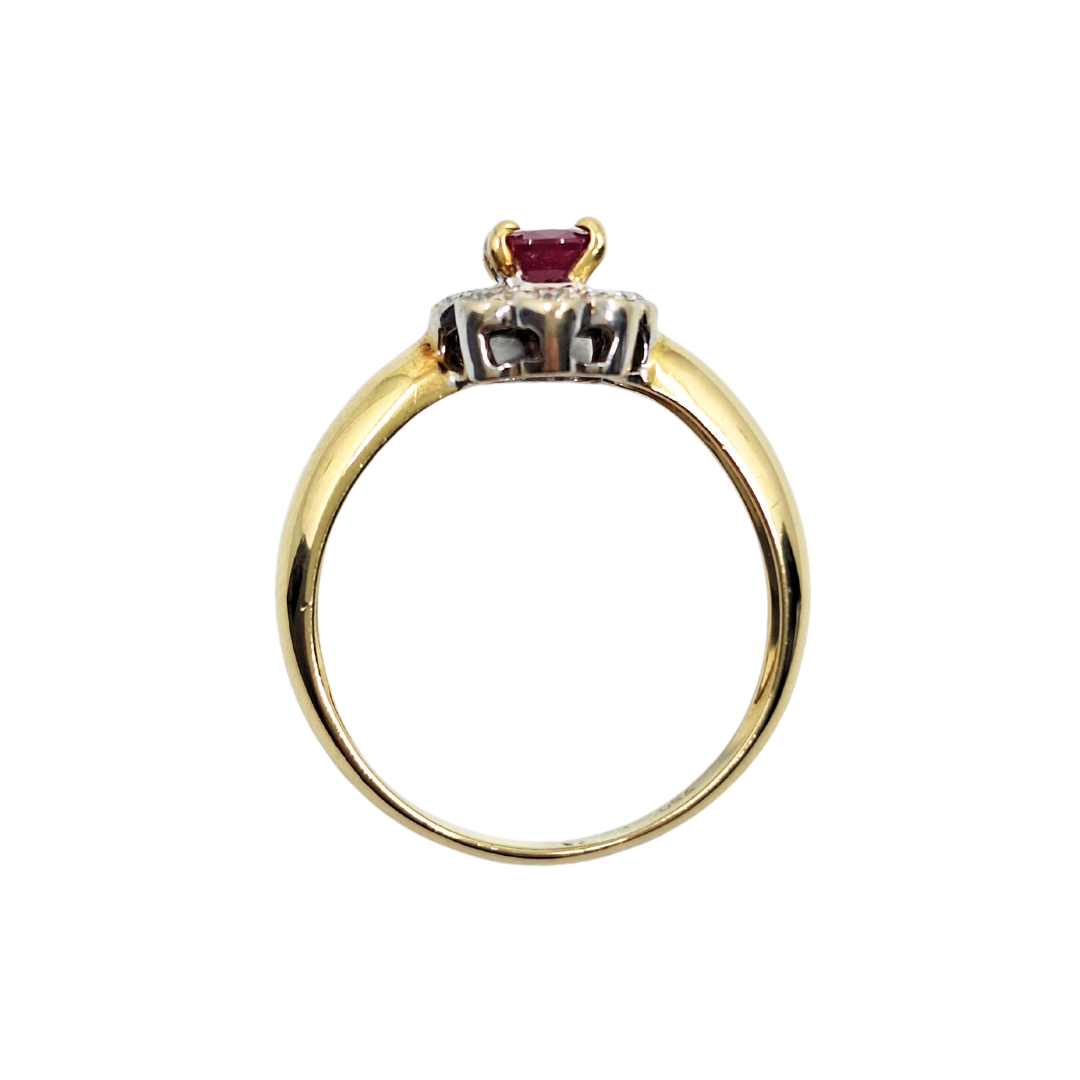 18ct Yellow Gold Ruby & Diamond Cluster Ring
