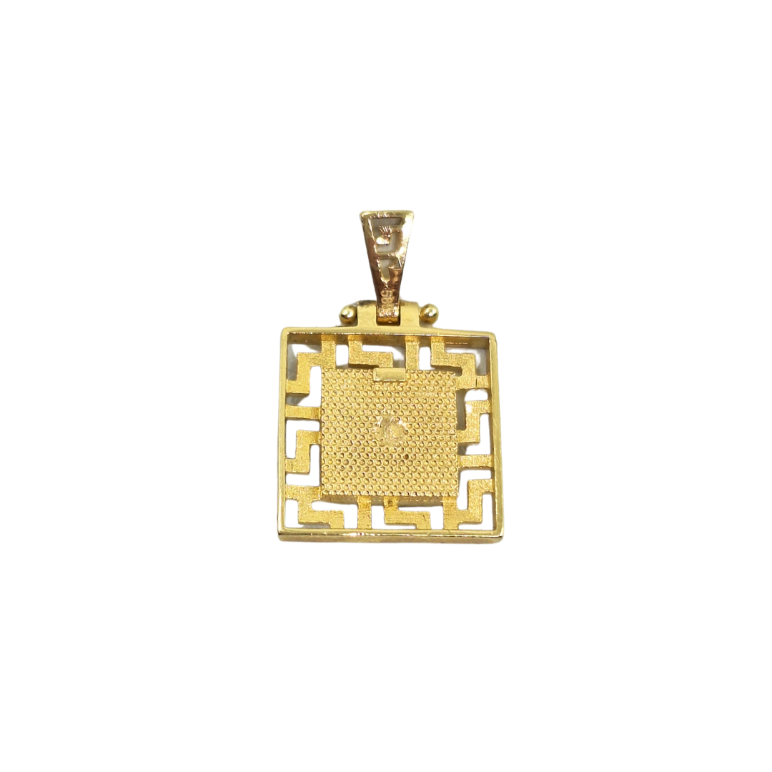 14ct Yellow Gold Versace Style Pendant