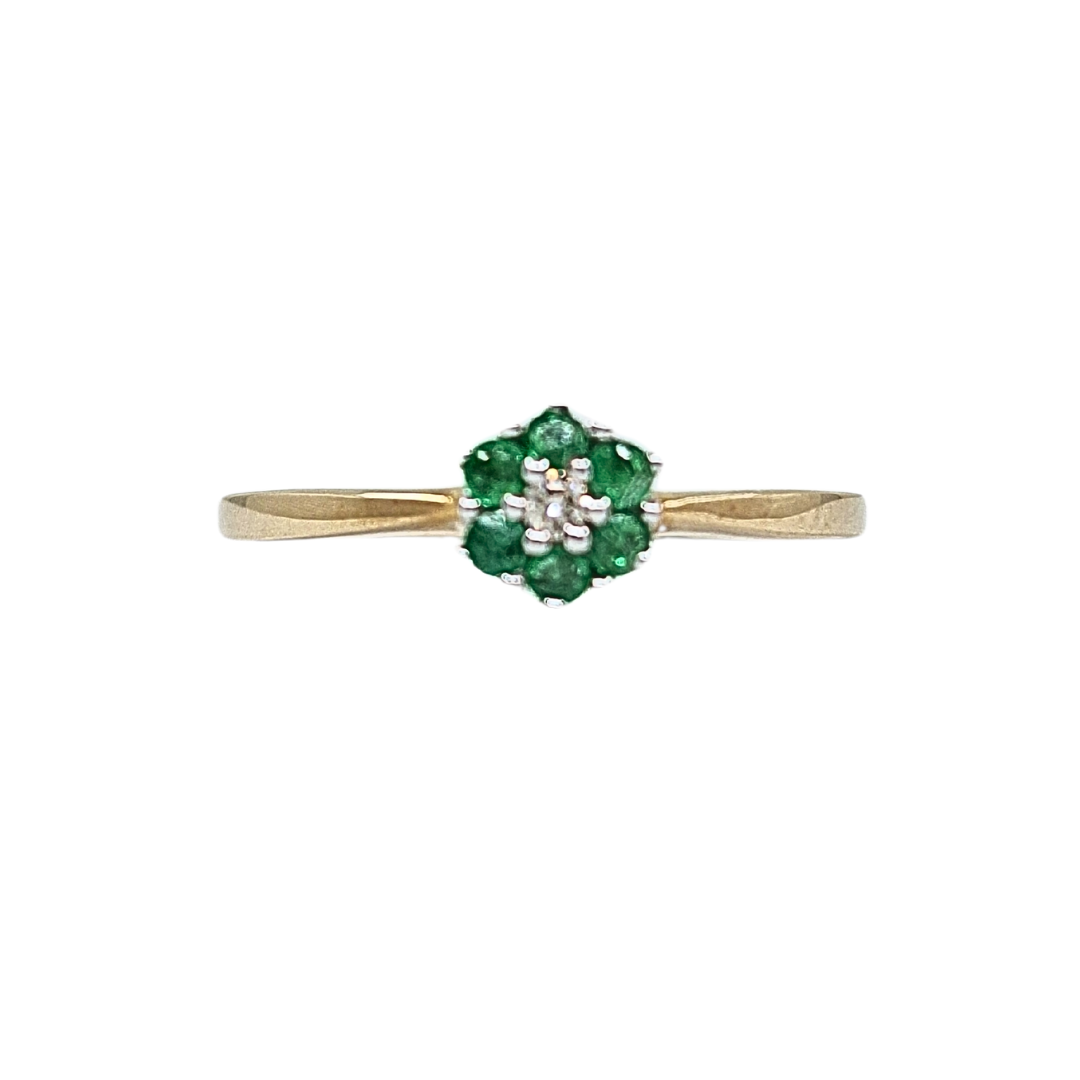 9ct Yellow Gold Emerald & Diamond Cluster Ring