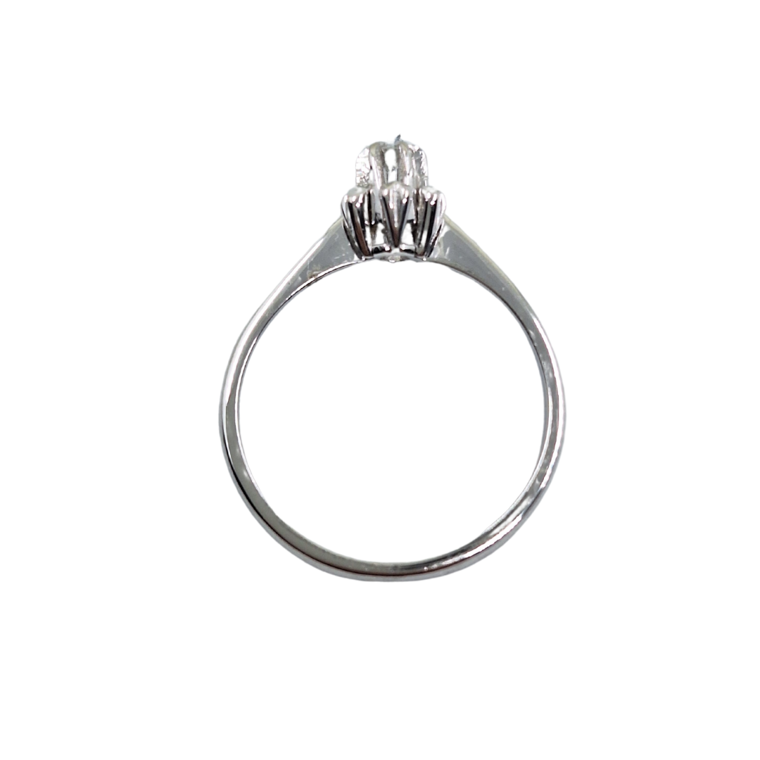18ct White Gold Diamond Solitaire Ring