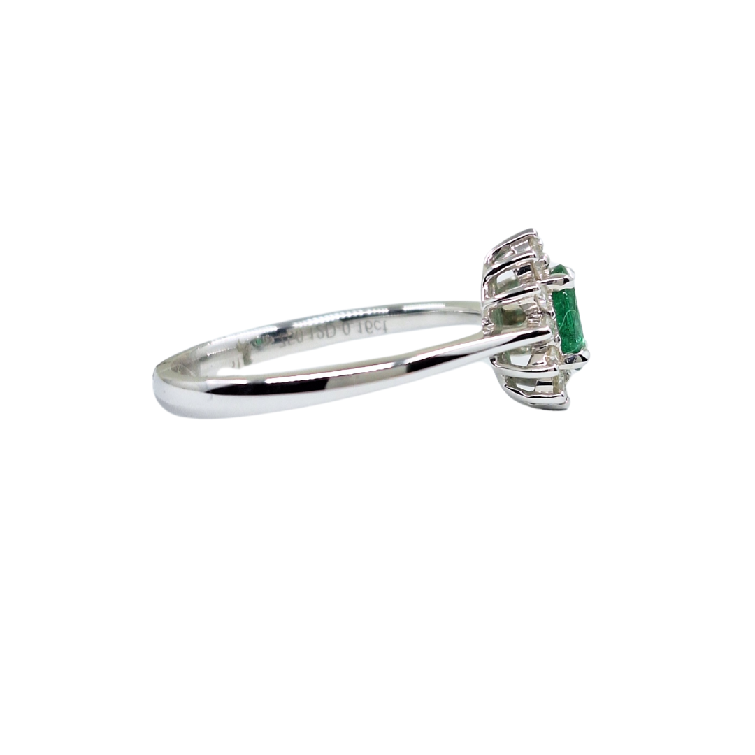 18ct White Gold Emerald & Diamond Cluster Ring