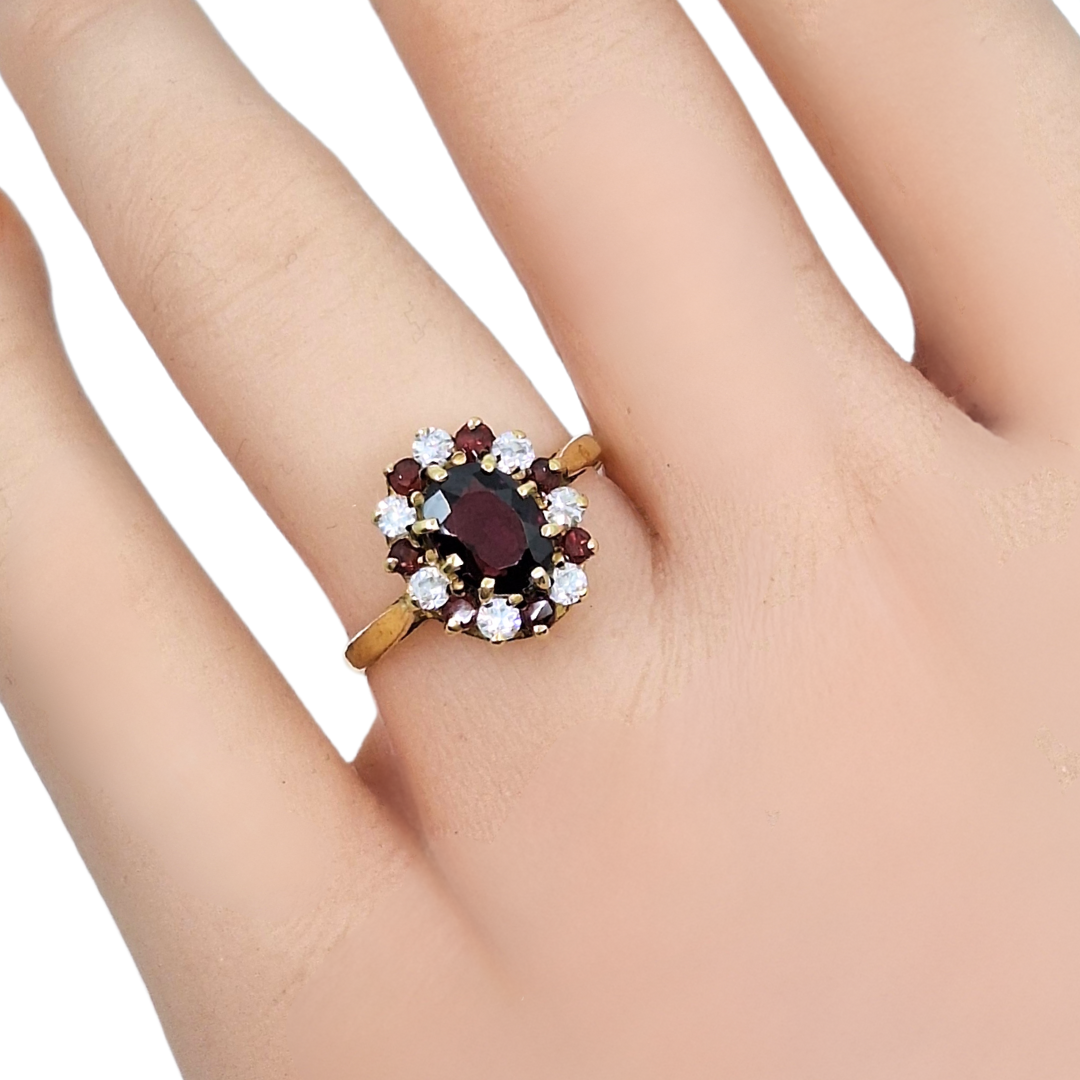 9ct Gold Garnet & CZ Cluster Ring