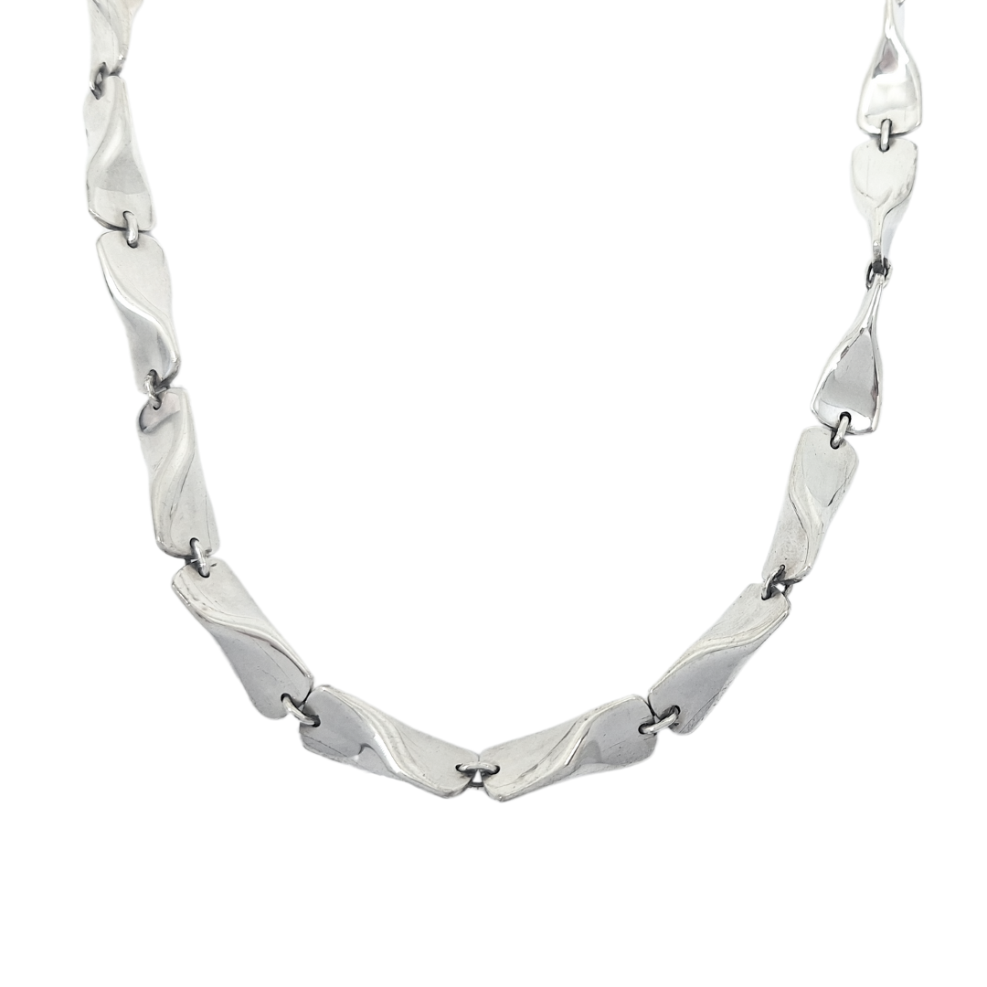 Silver Fancy Link Necklace 18 Inches