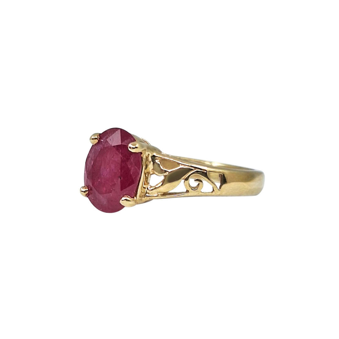 9ct Yellow Gold Ruby Ring