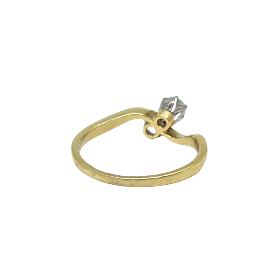18ct Yellow Gold Two Stone Diamond Ring