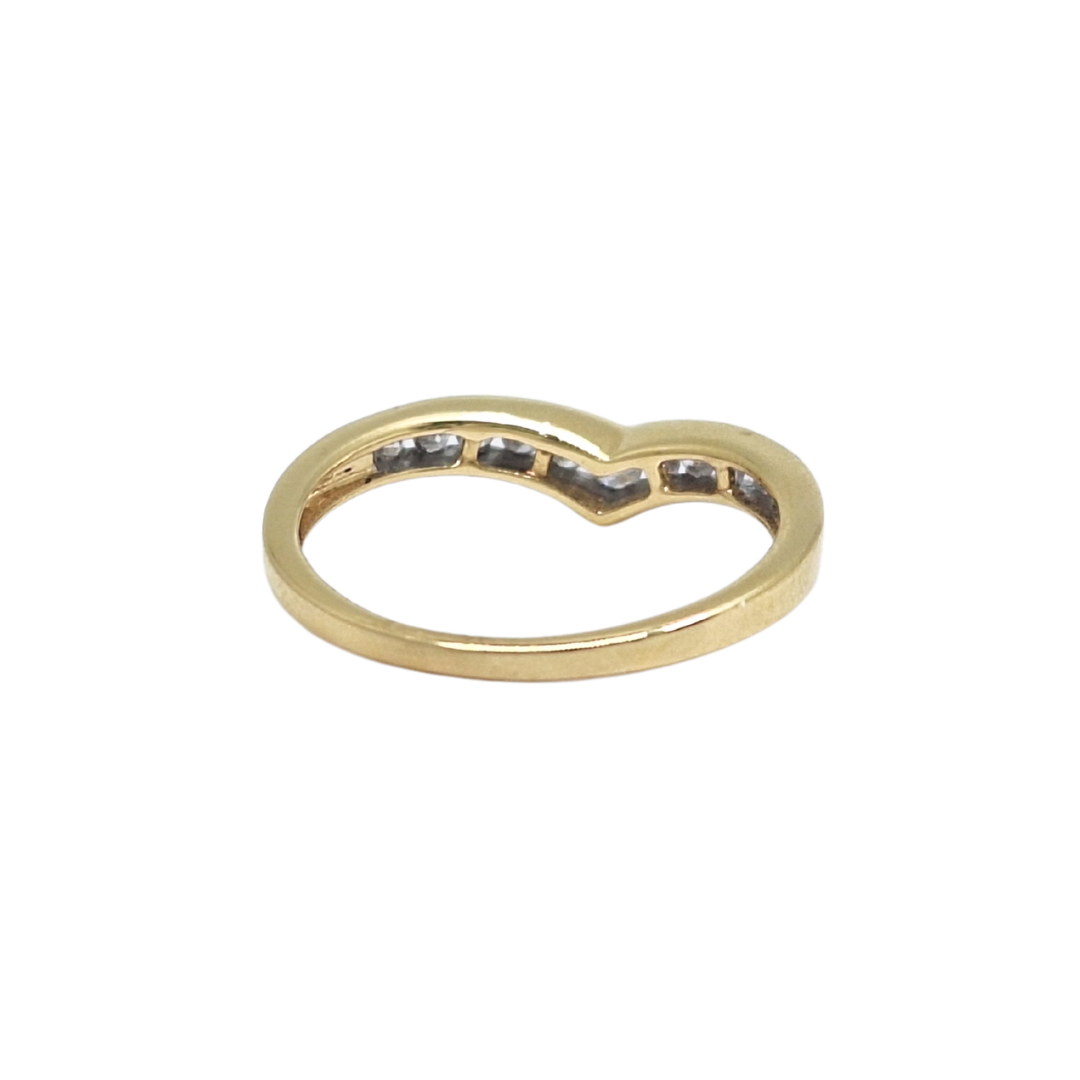 18ct Yellow Gold Diamond Wishbone Ring