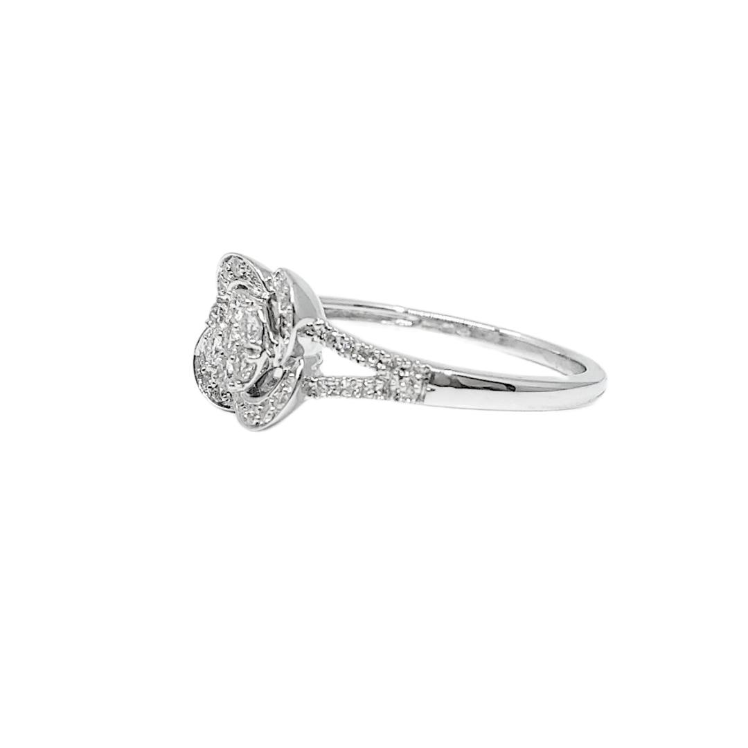 18ct White Gold & Diamond Cluster Ring
