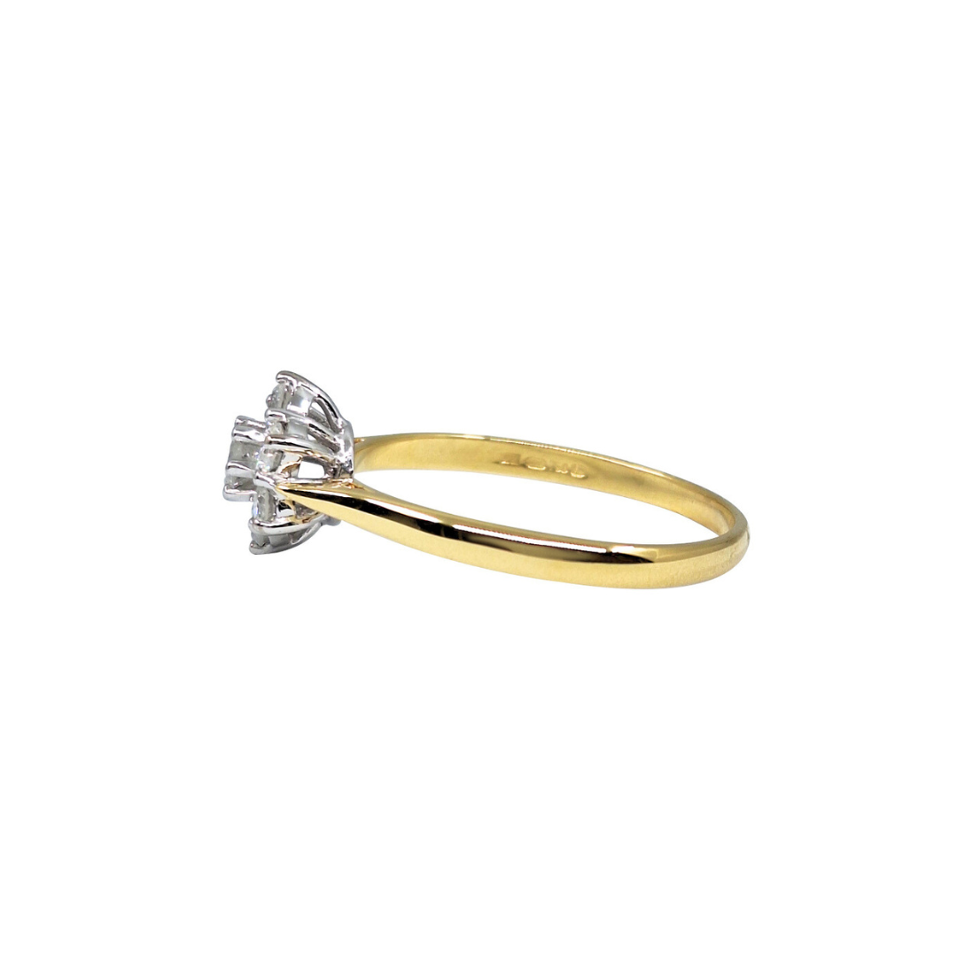18ct Yellow Gold Diamond Cluster