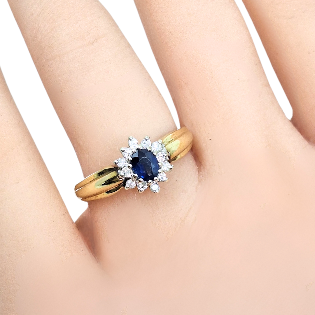 9ct Gold Sapphire & Diamond Cluster Ring