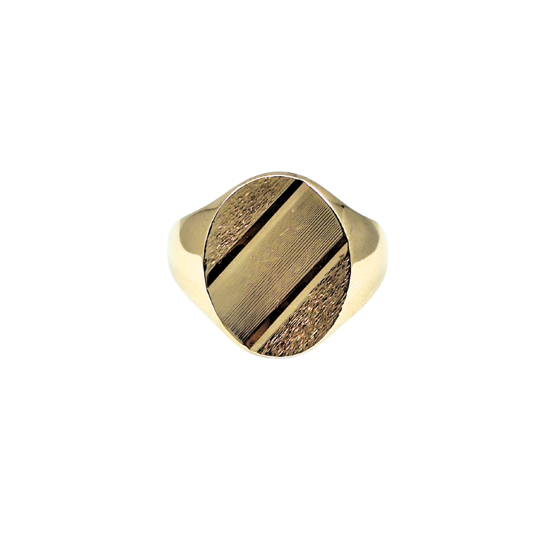 9ct Yellow Gold Gents Signet Ring