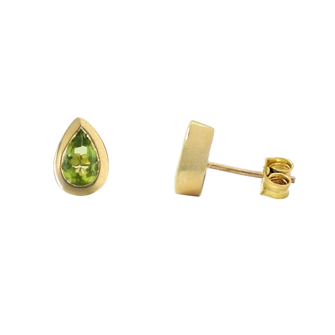 9ct Yellow Gold & Peridot Stud Earrings
