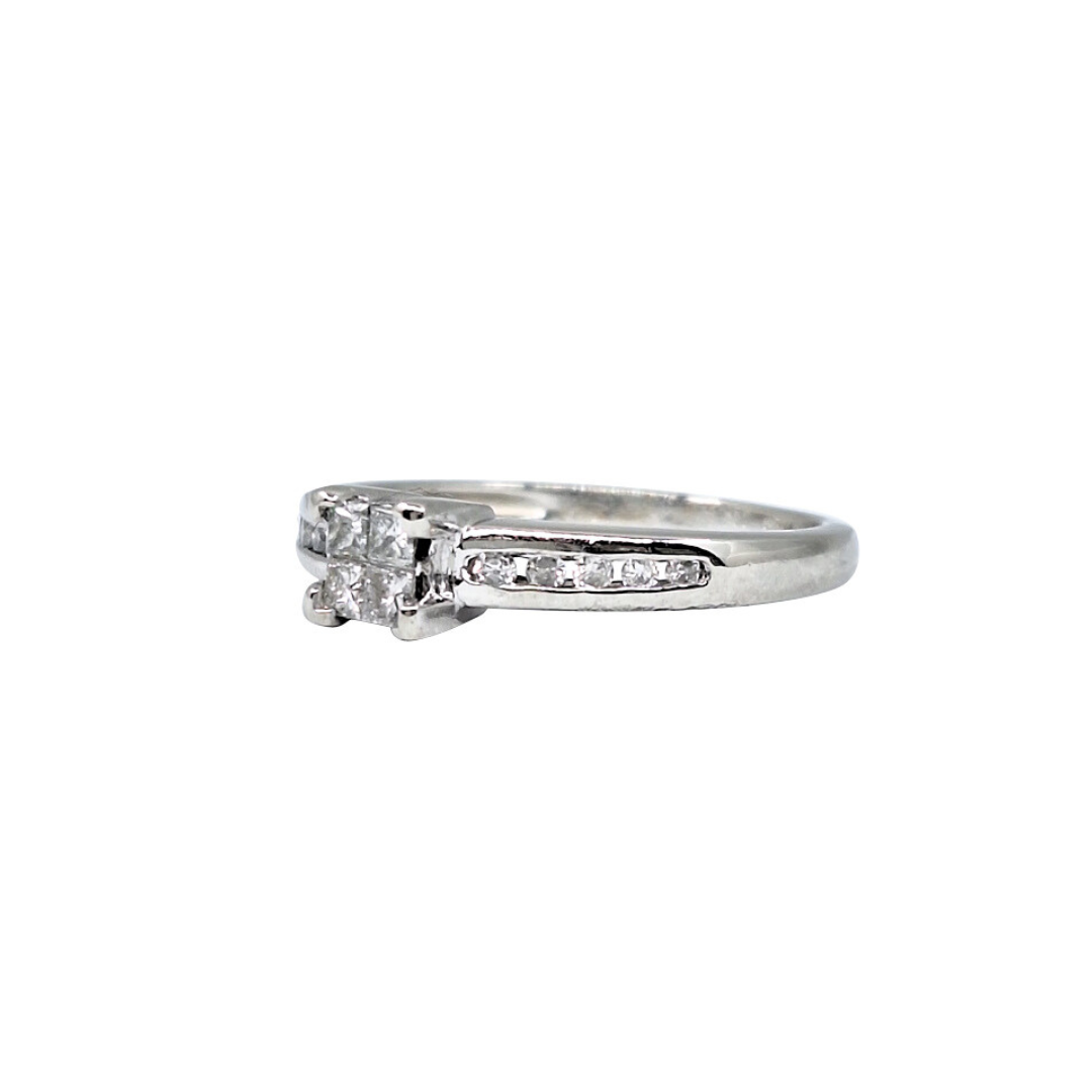 Platinum Princess Cut Diamond Ring