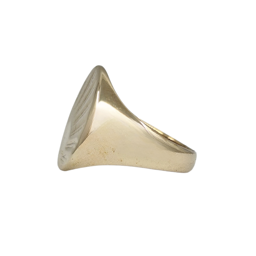 9ct Yellow Gold Oval Engraved Signet Ring