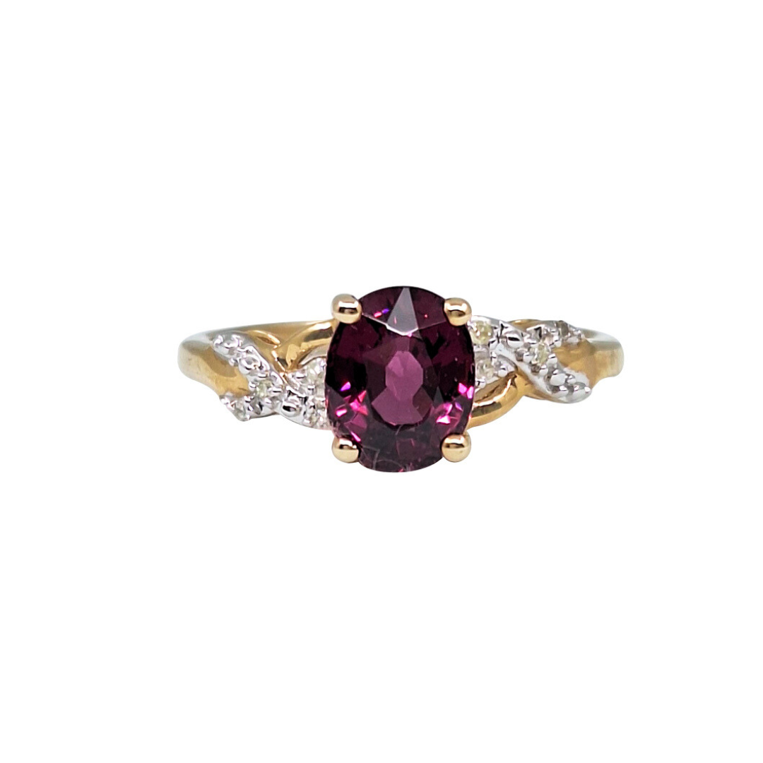 9ct Yellow Gold Garnet & Diamond Ring