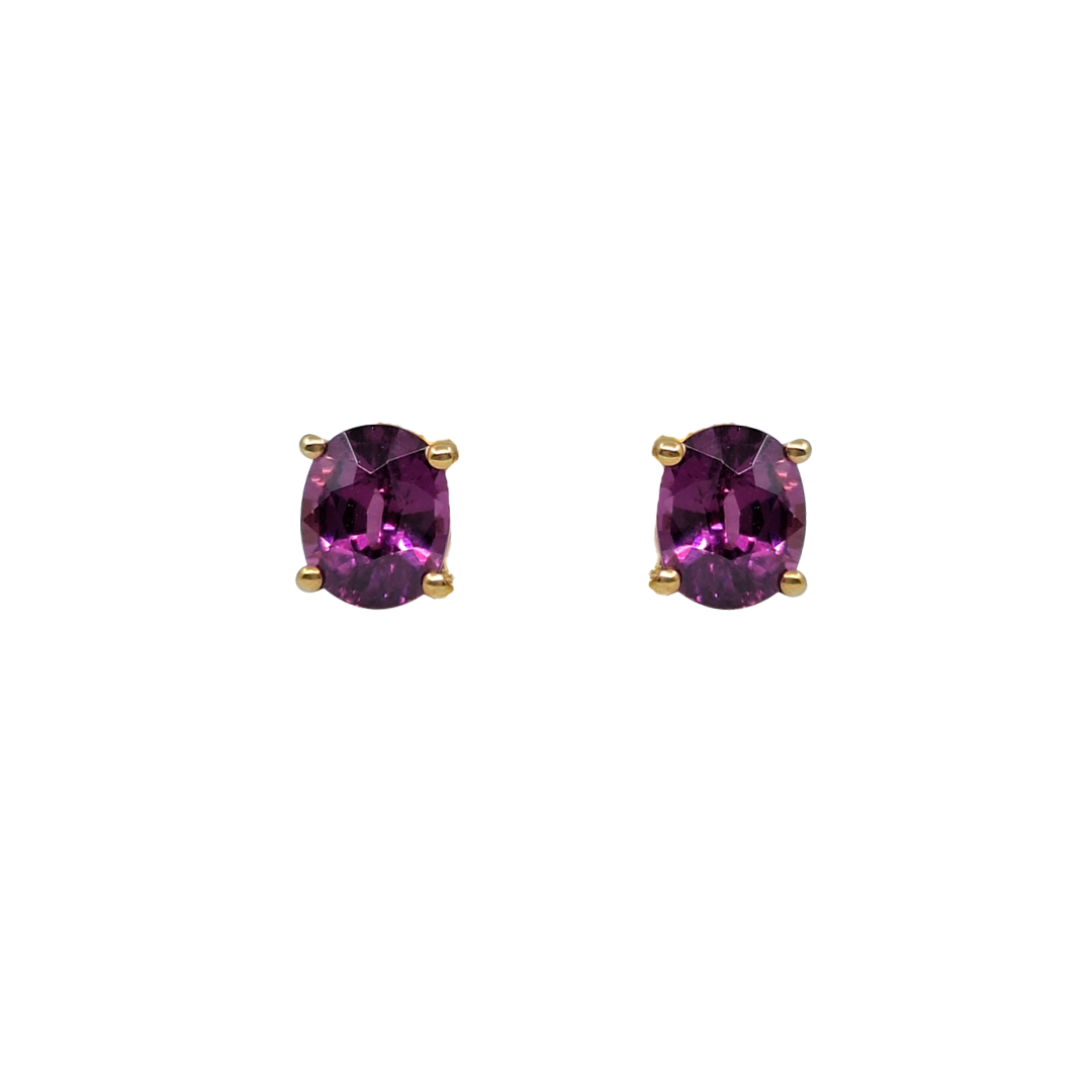 9ct Yellow Gold Garnet Studs