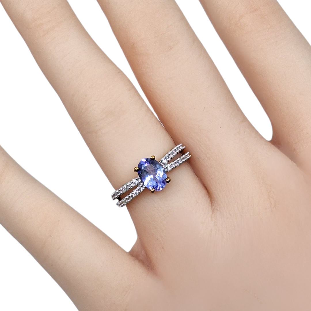 9ct Yellow Gold Tanzanite & Zircon Ring