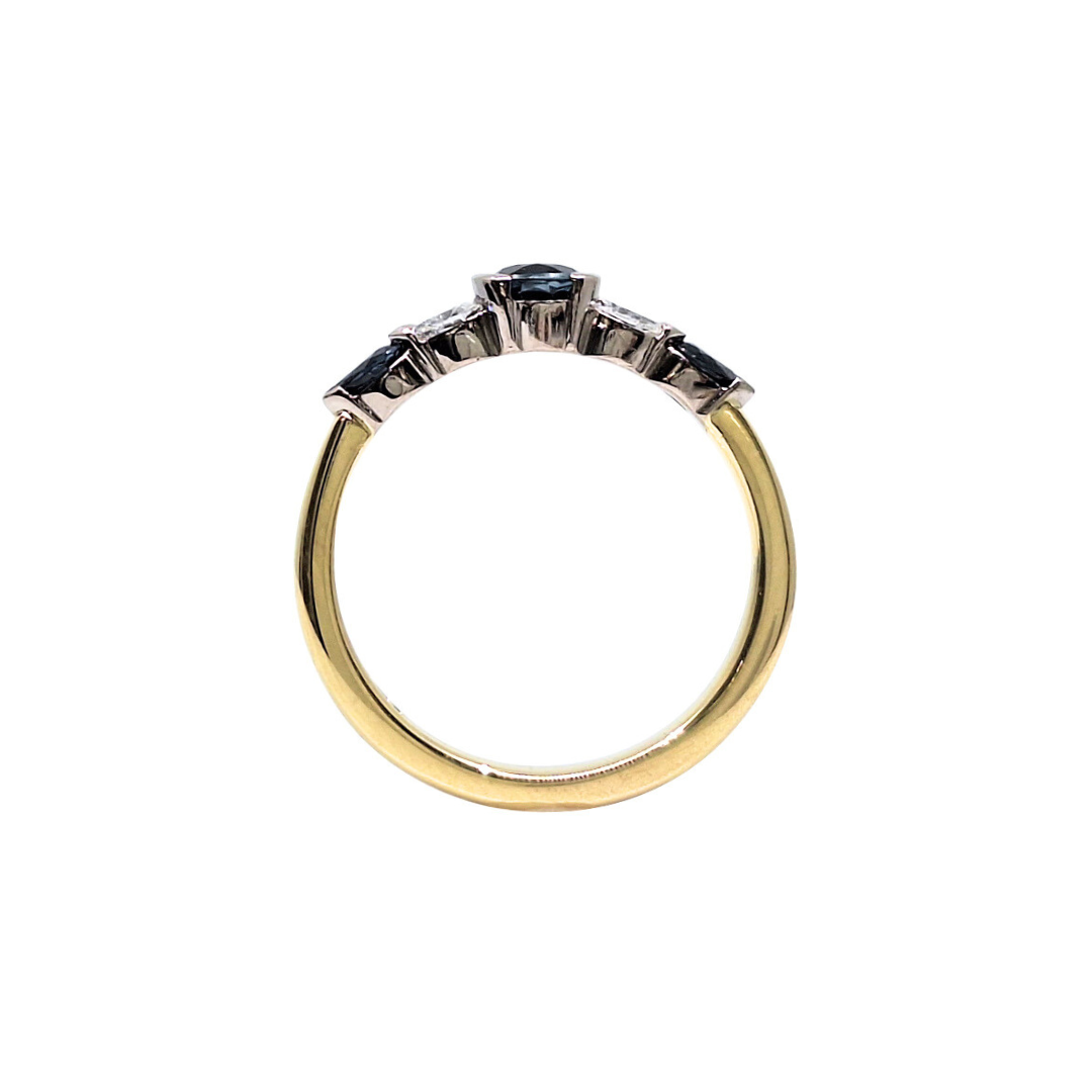 18ct Gold Sapphire & Diamond Ring