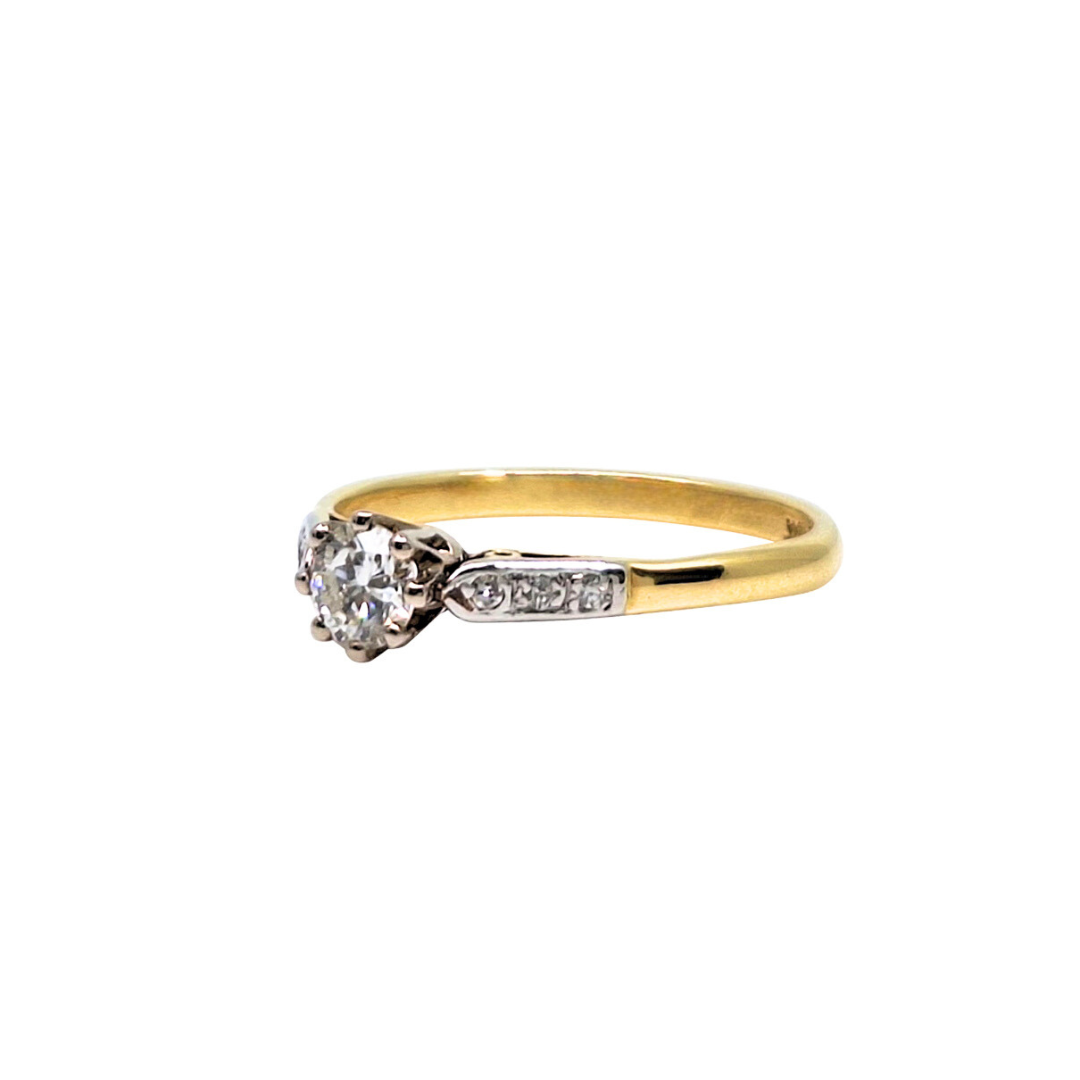 18ct Yellow Gold Diamond Solitaire Ring