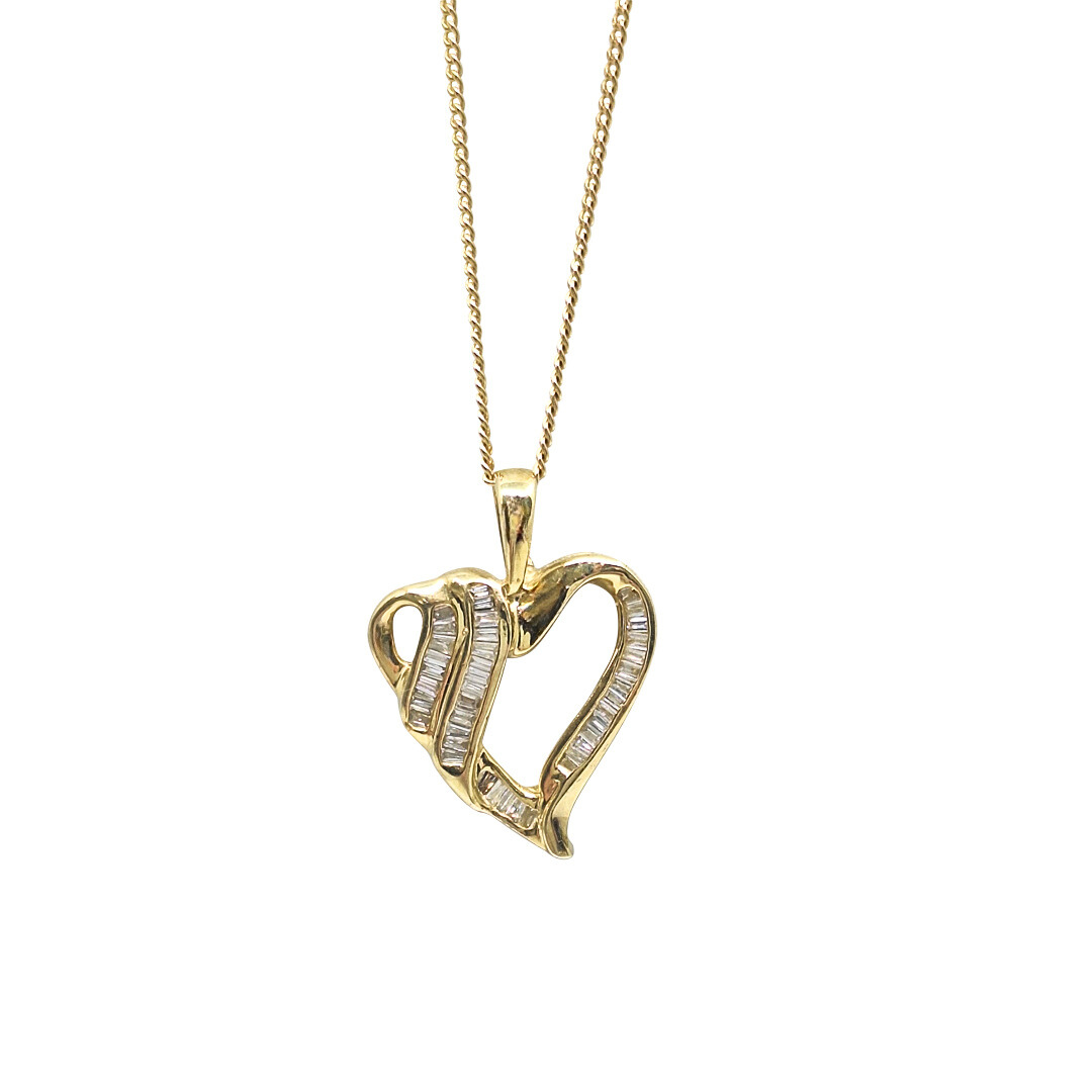 14ct Diamond Heart Pendant