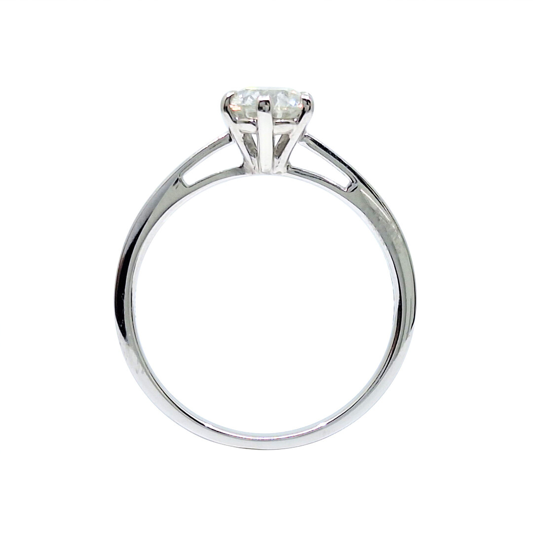 18ct White Gold Round Brilliant Diamond Solitaire Ring