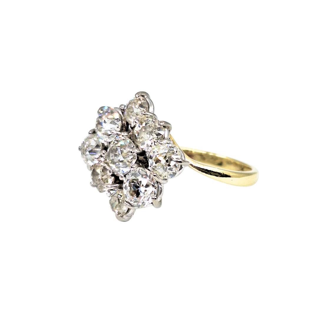 18ct Gold Diamond Cluster Ring