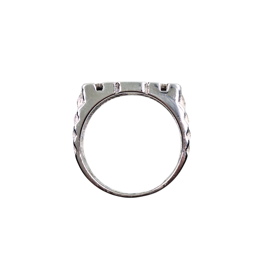 Silver Plain Mum Ring With Rolex Shoulders
