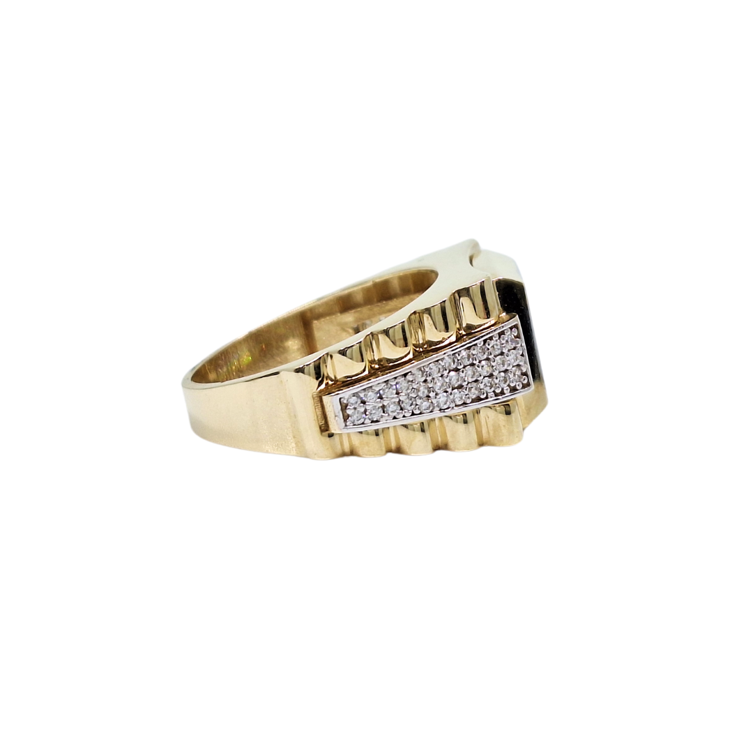 9ct Yellow Gold Cubic Zirconia Signet Ring