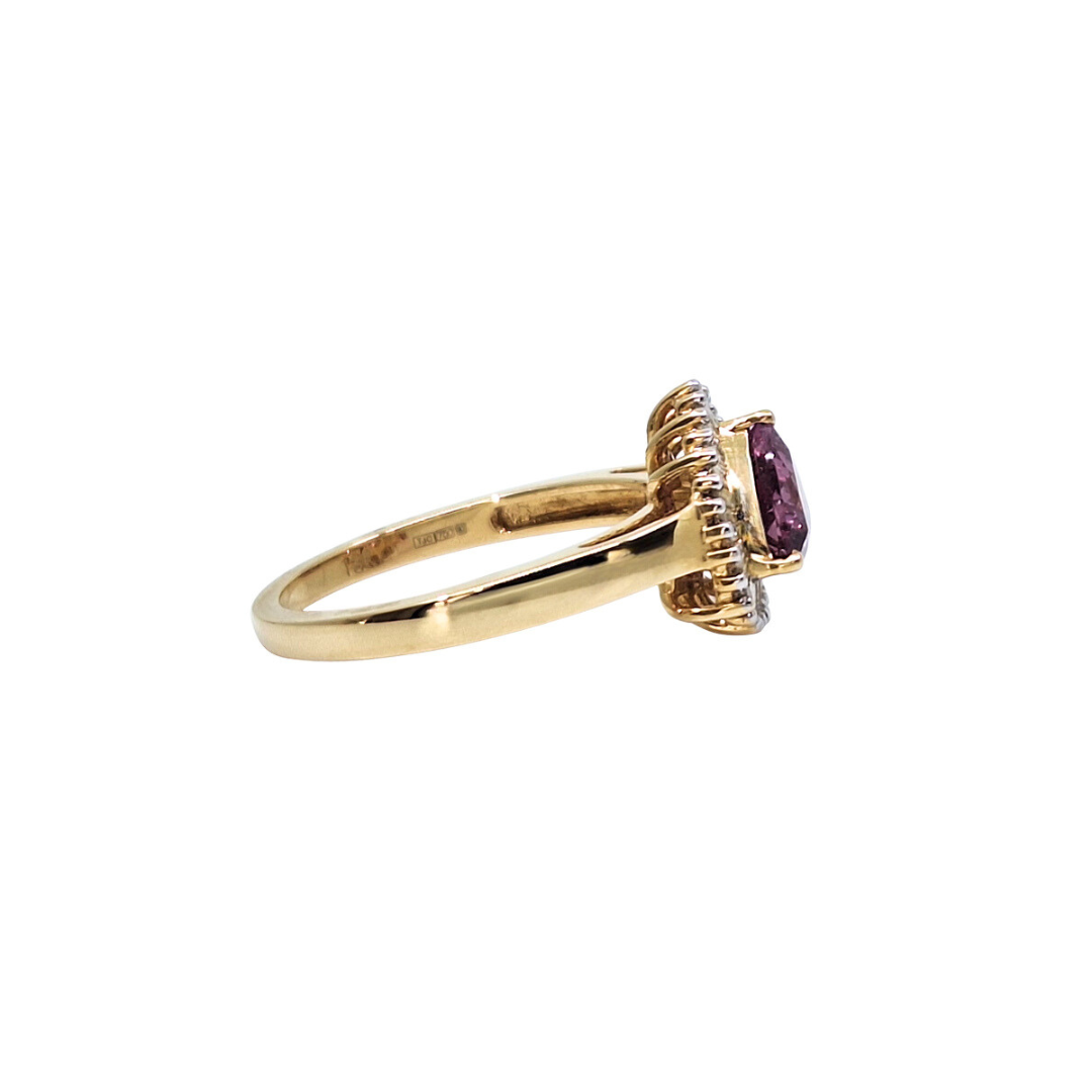 18ct Yellow Gold Pink Gemstone & Diamond Ring