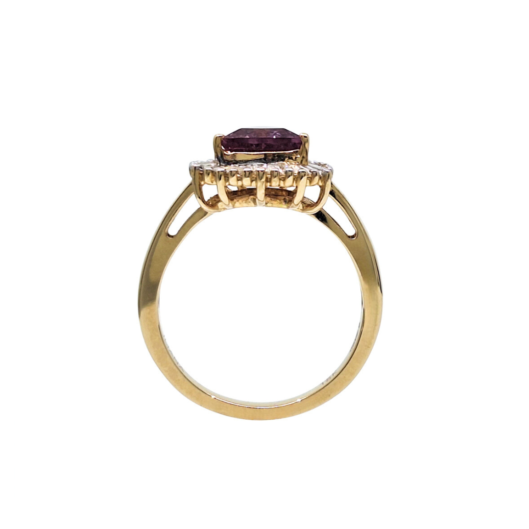 18ct Yellow Gold Pink Gemstone & Diamond Ring